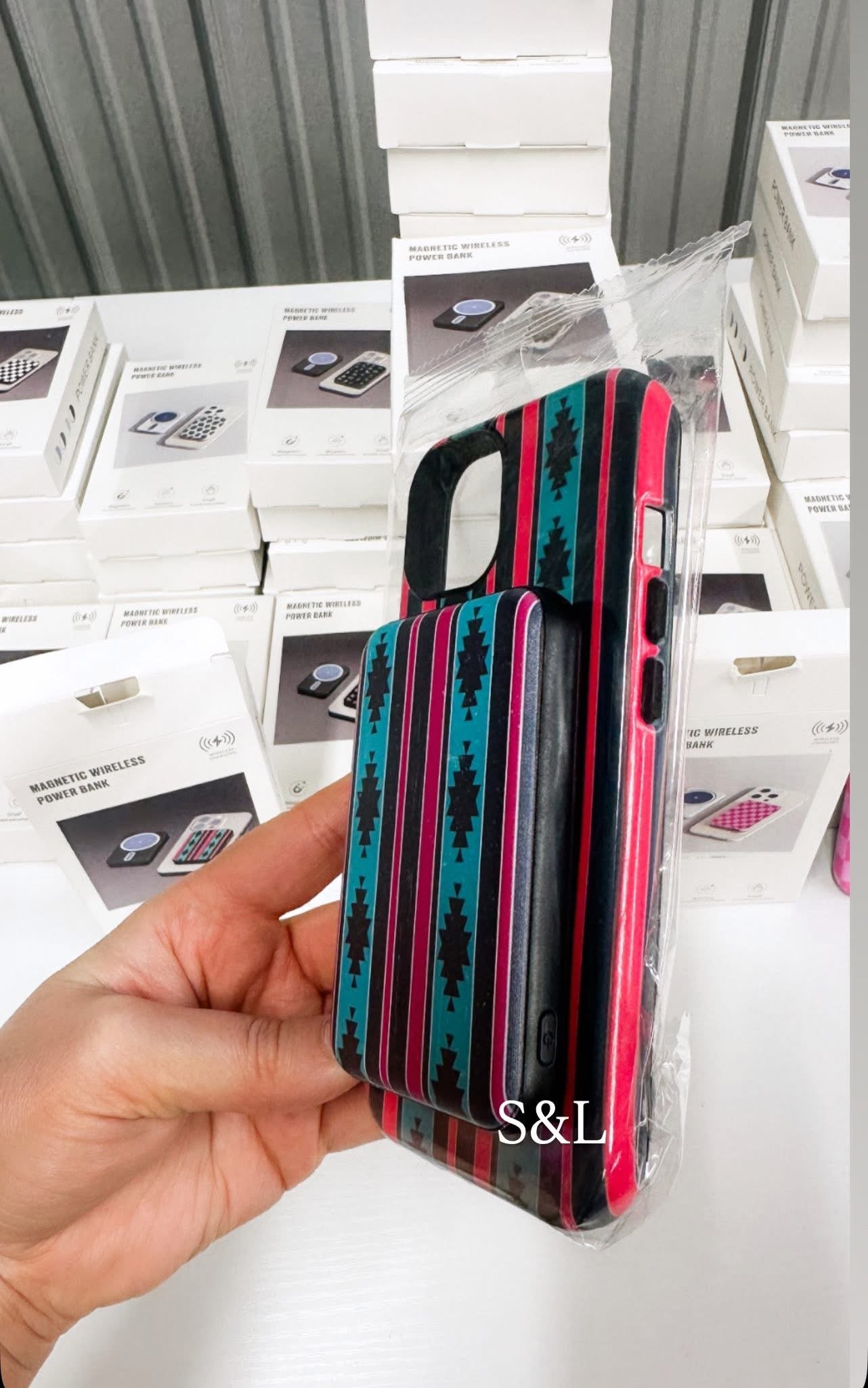 Magnetic Power Banks