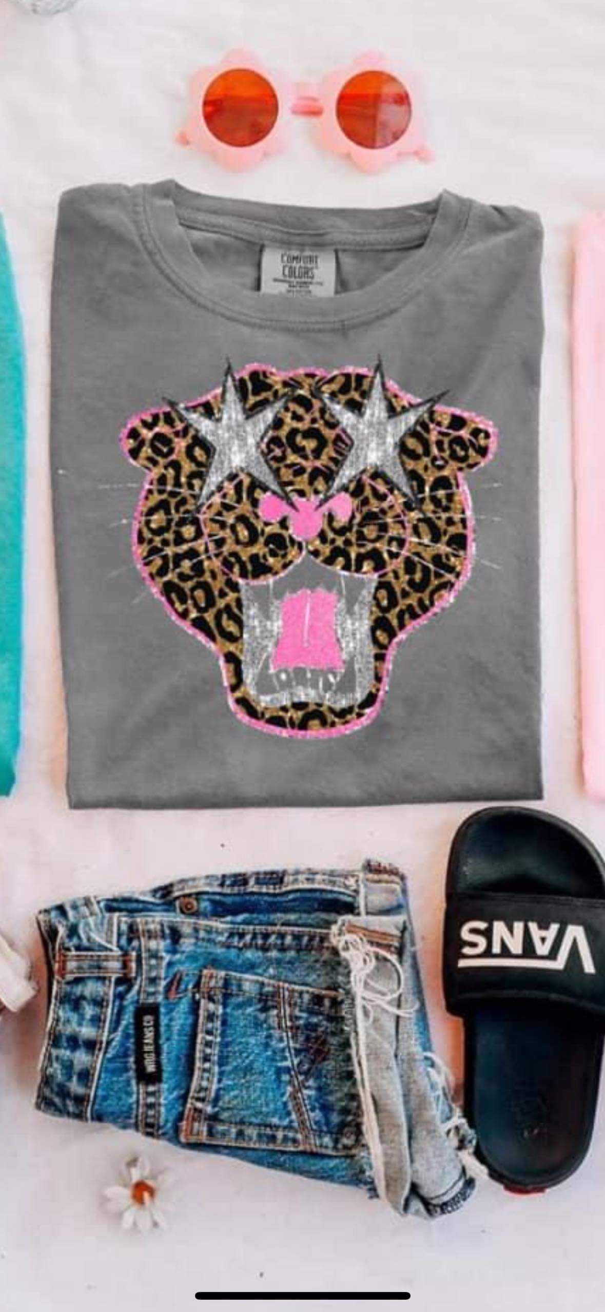 Preppy tiger Tee